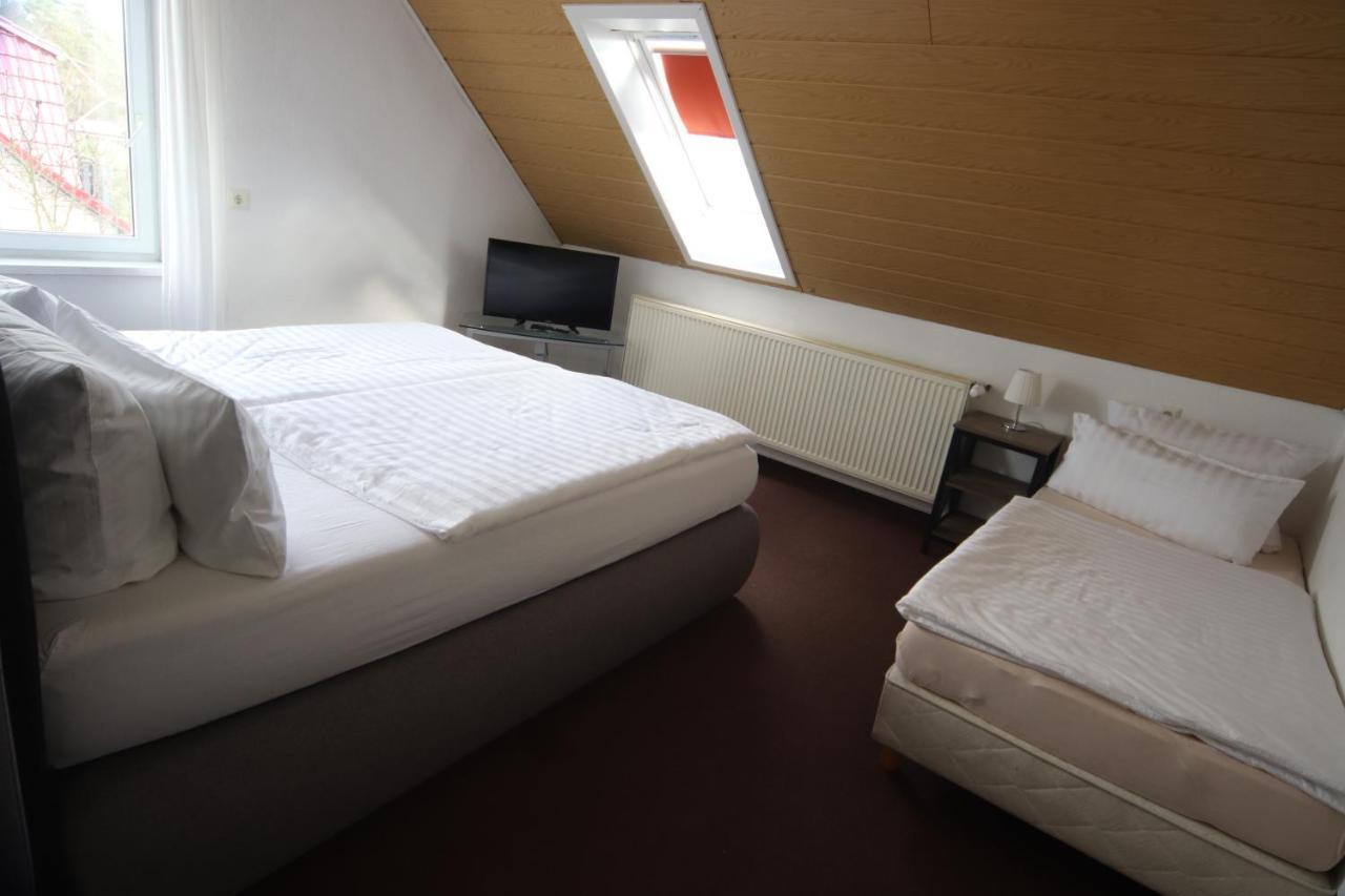 Ruhige Wohnung Mit Terrasse Nur 5 Minuten Zur Mueritz Marienfelde Exterior foto