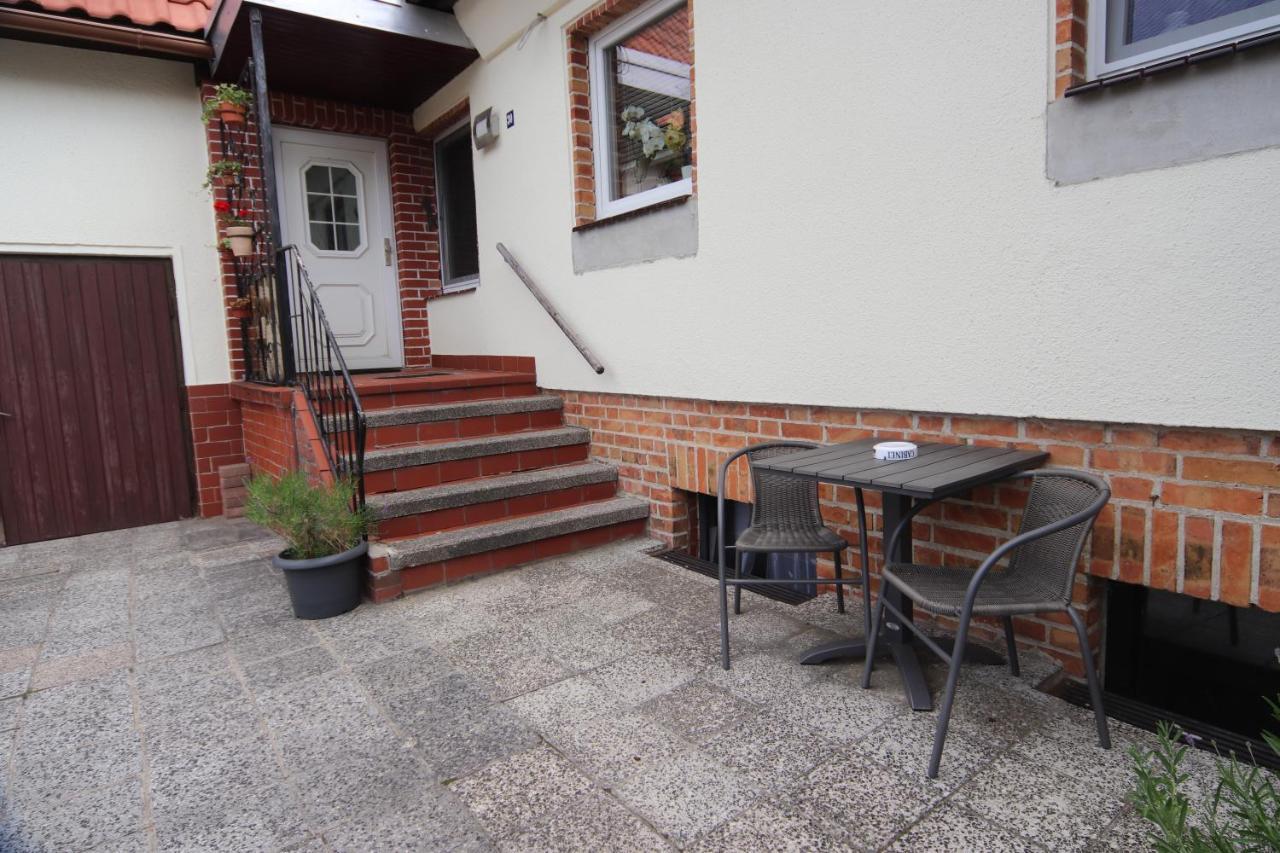 Ruhige Wohnung Mit Terrasse Nur 5 Minuten Zur Mueritz Marienfelde Exterior foto